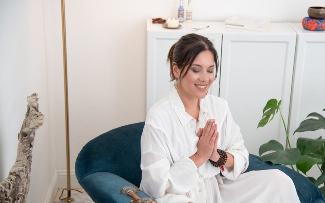 Guida Pratica su Come Fare Meditazione a Casa: Consigli e Tecniche